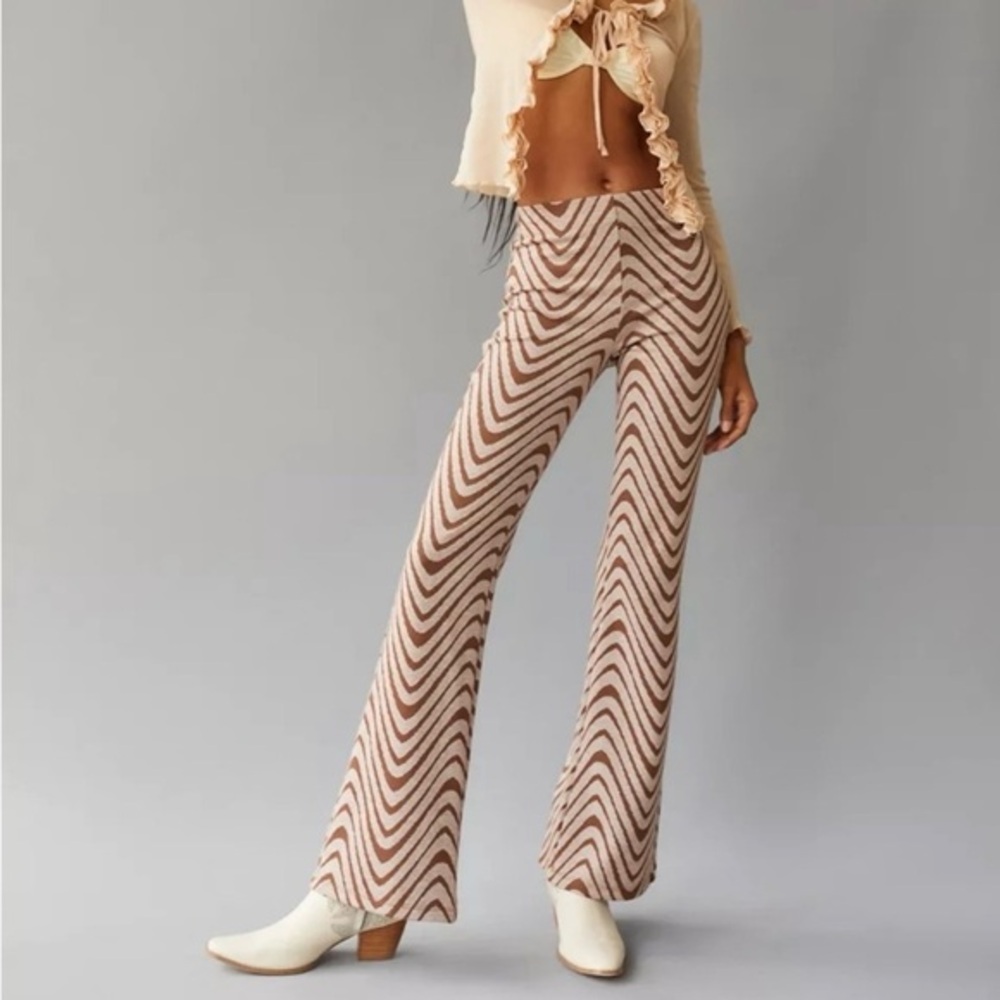 Urban Outfitters Bryn Pull On Flare Pant Mod Brown Squiggle Retro Size M